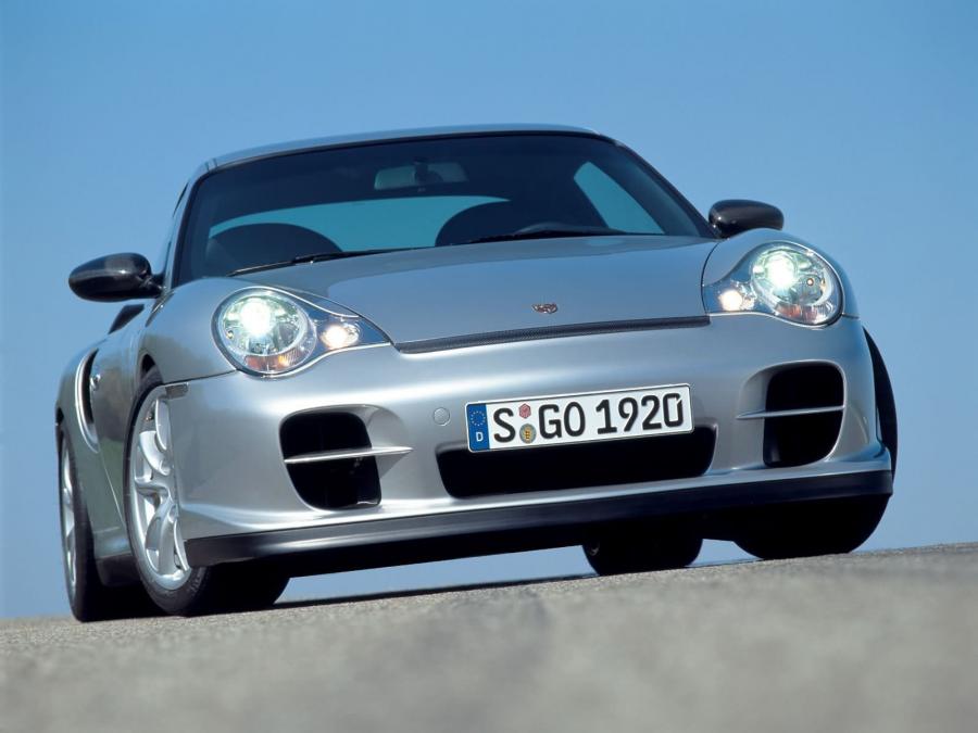  Porsche 911 GT2 2004 года  (фото 7 из 8)